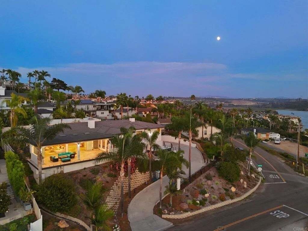 House in Carlsbad, California, United States 4 - 18970617