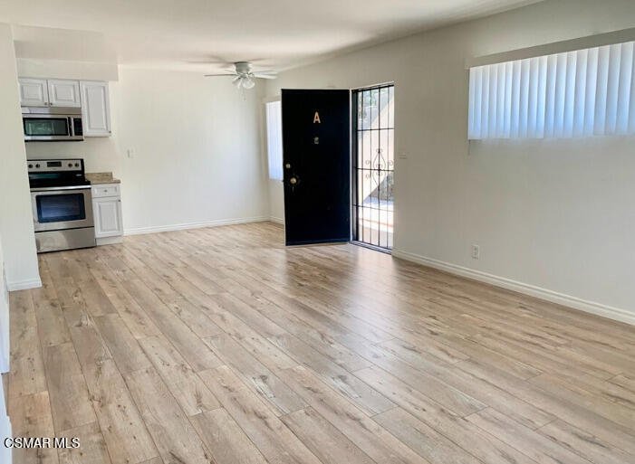 Apartment in Burbank, California, United States 5 - 18977715