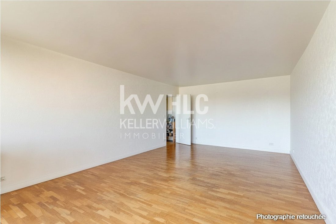 Apartment in Plateau Nord, Suresnes, France 4 - 18978744