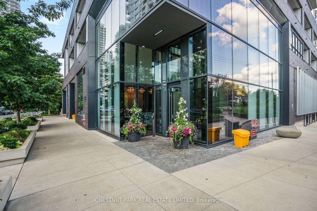 Apartment in Toronto, Ontario, Canada 3 - 18975263
