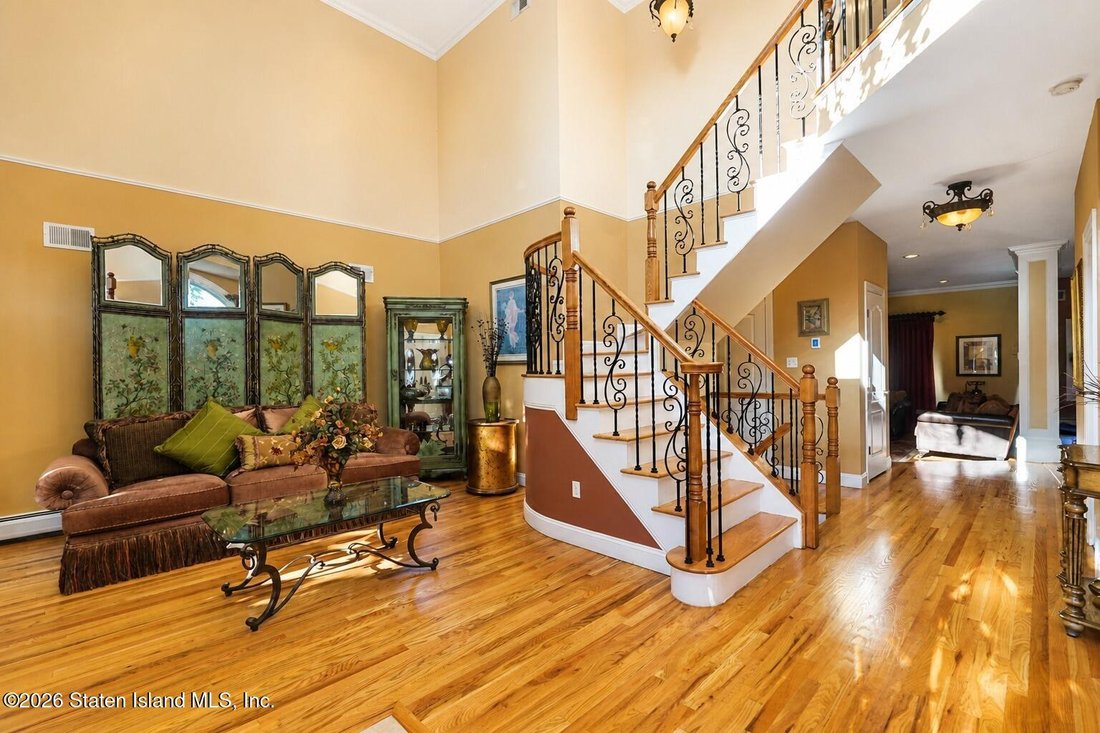 House in New York, New York, United States 5 - 18973569