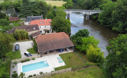 Casa a Montignac-Lascaux, Nuova Aquitania, Francia 1