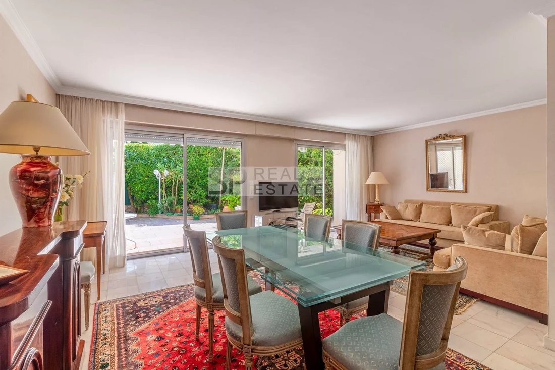 Apartment in Petit-Juas, Cannes, France 2 - 18965227