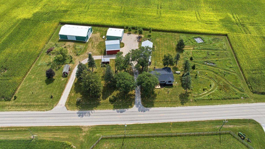 House in Plano, Illinois, United States 1 - 18976215