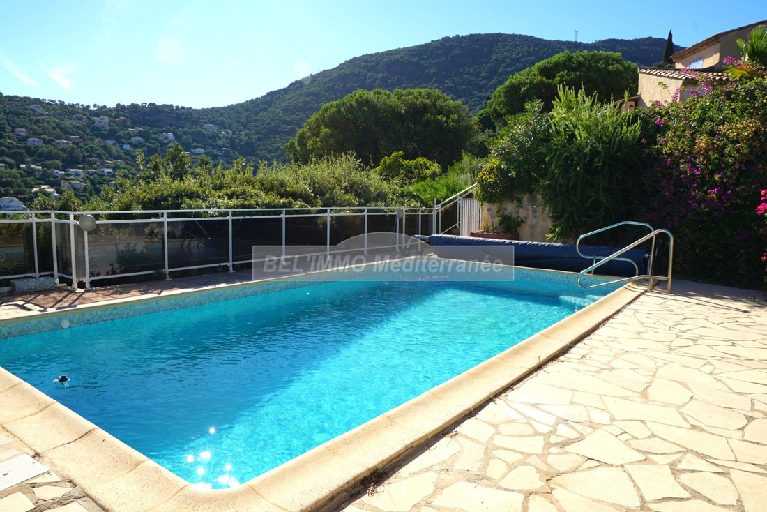 Villa in Sud, Cavalaire-sur-Mer, France 3 - 18977946