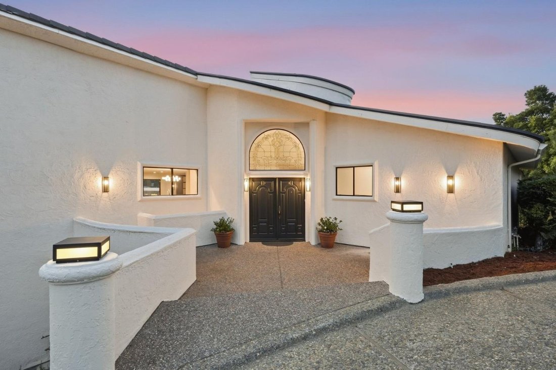 House in Burlingame, California, United States 1 - 18973604
