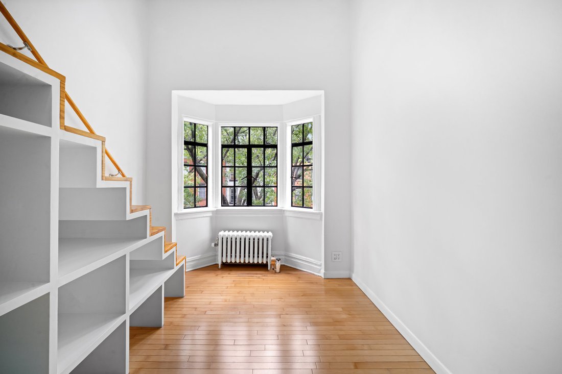 Co Op in New York, New York, United States 1 - 18970776
