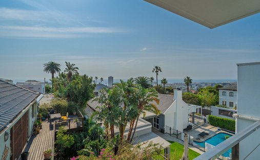 House in Fresnaye, Atlantic Seaboard, Cape Town 1