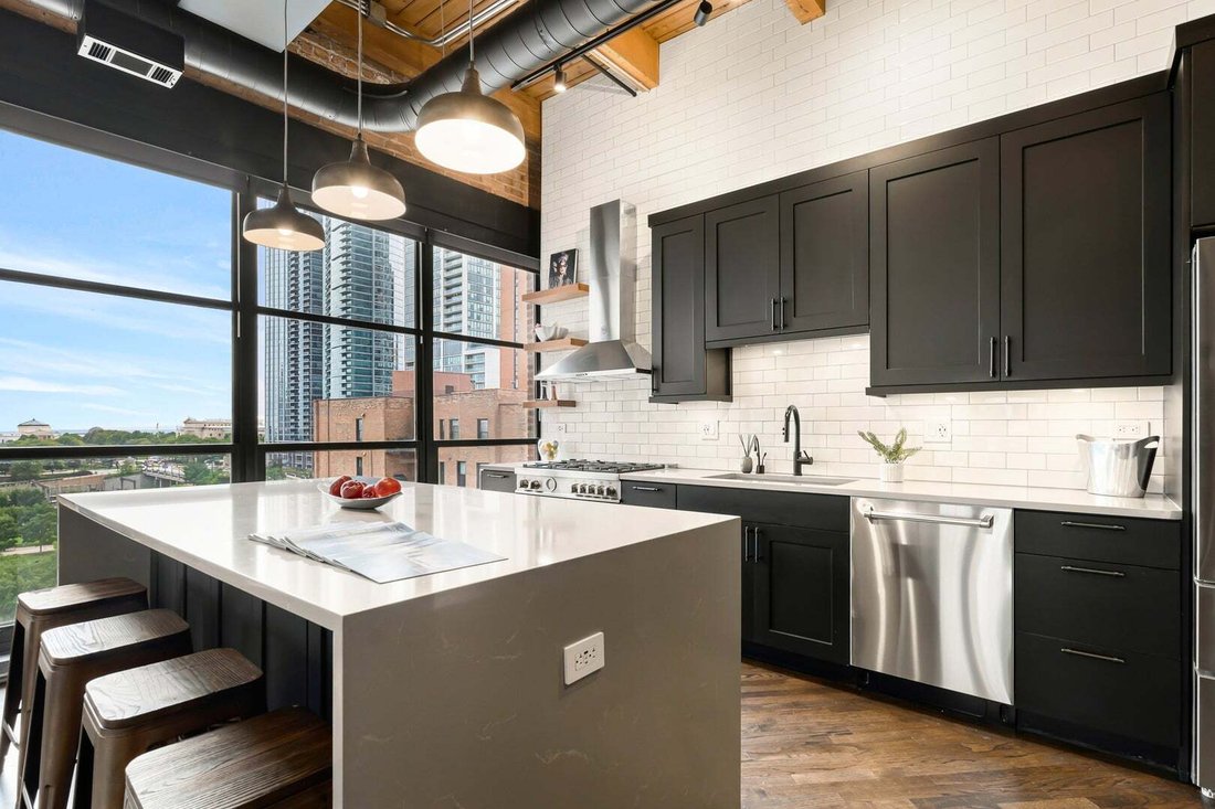 Condo in Chicago, Illinois, United States 2 - 18970213