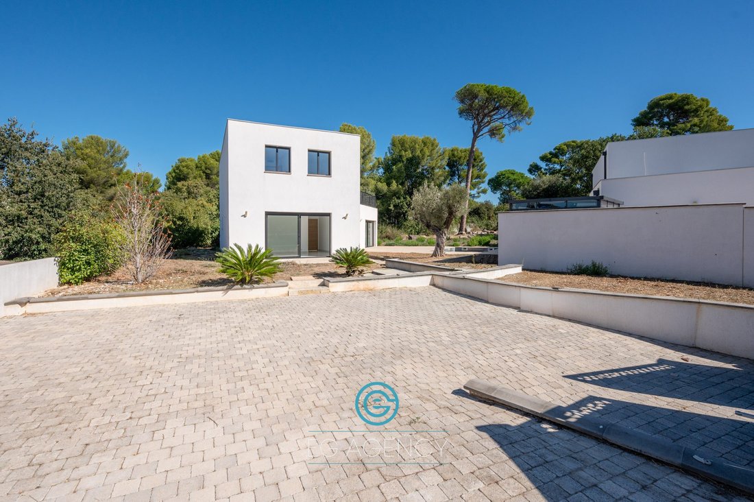 Villa in Saint Barnabé, Marseille, Provence-Alpes-Côte d'Azur 3 - 18972932