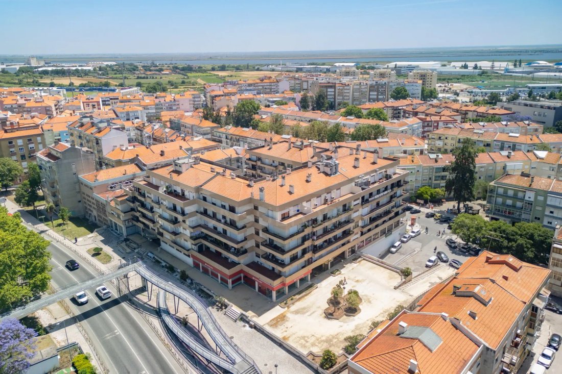 Apartment in Alverca do Ribatejo, Lisbon, Portugal 2 - 18976442