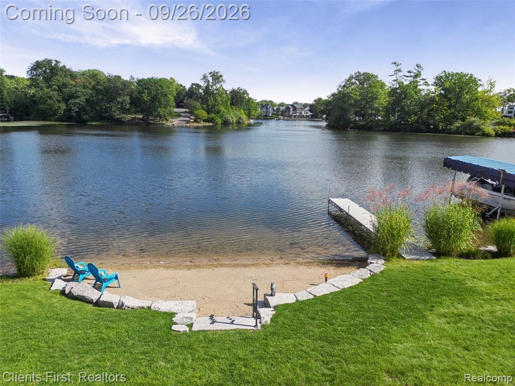 House in Orion charter Township, Michigan, United States 4 - 18973960