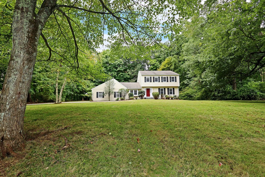 House in Ridgefield, Connecticut, United States 2 - 18967695