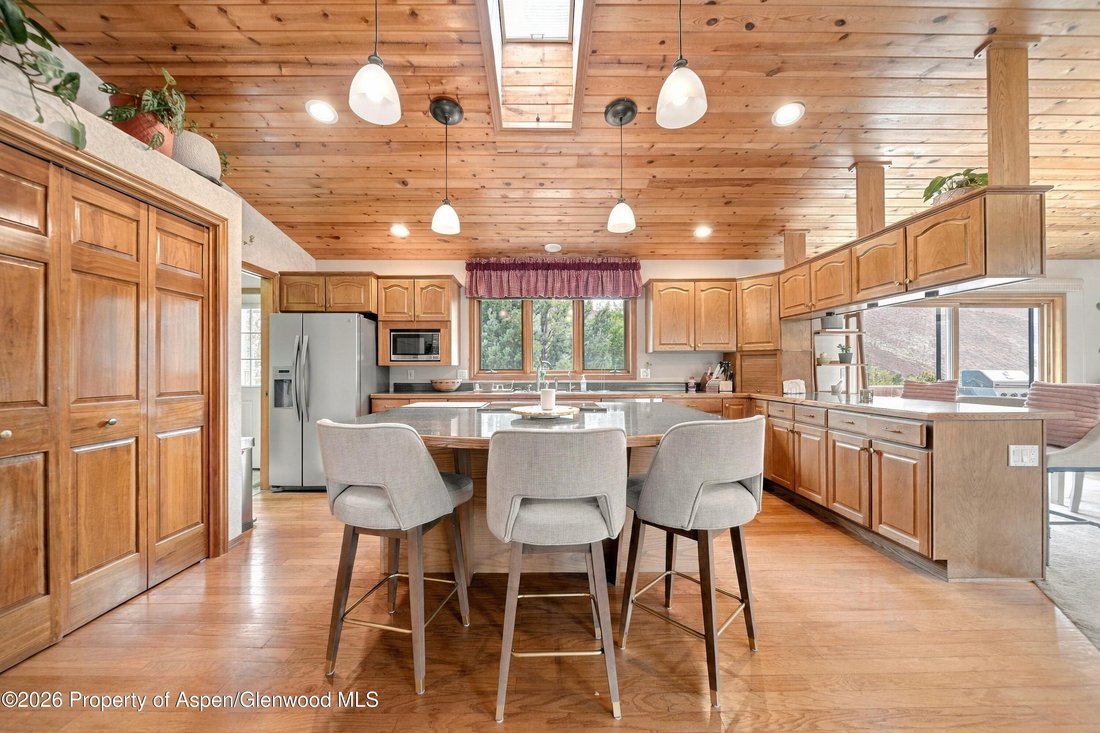 House in Glenwood Springs, Colorado, United States 4 - 18971311