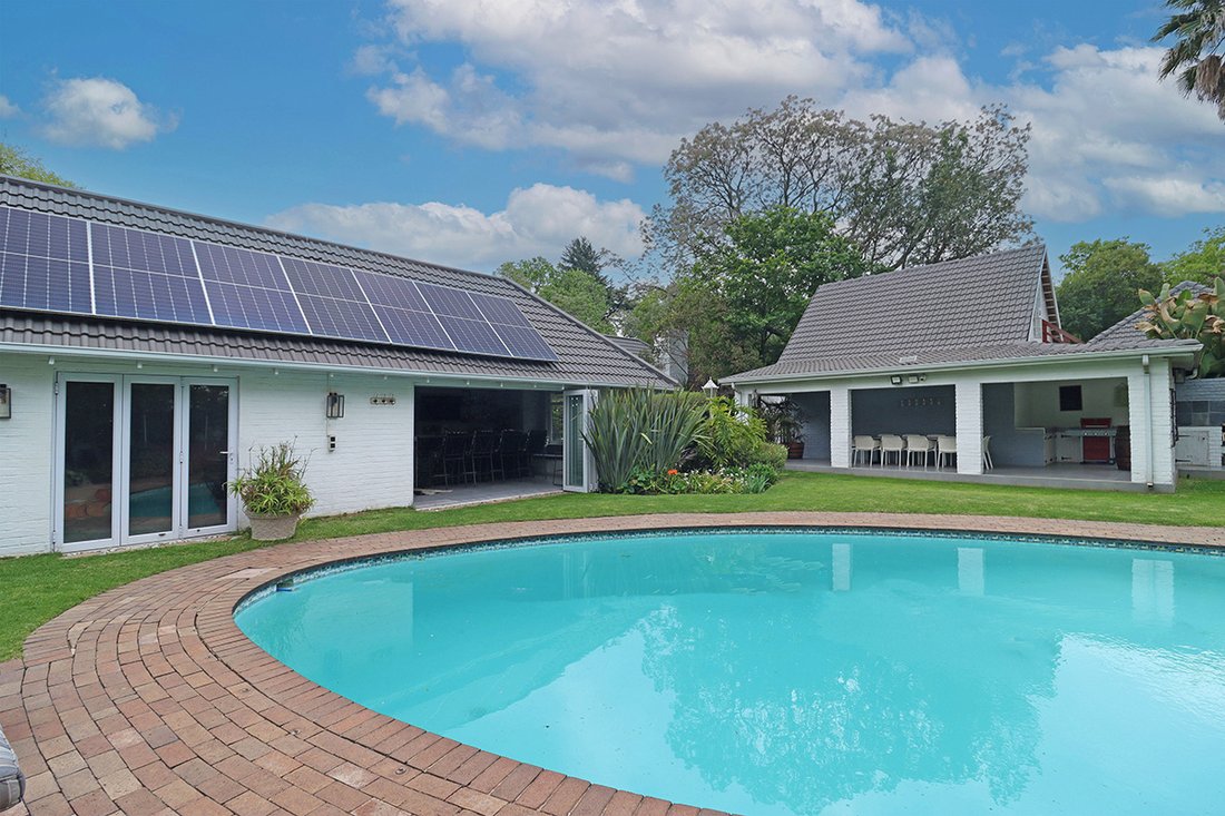 House in Bryanston, Gauteng, South Africa 4 - 18972433