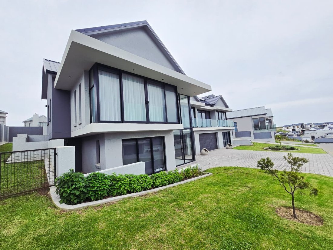 House in Kingswood Golf Estate, Western Cape, South Africa 2 - 18980886