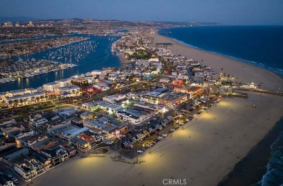 Townhouse in Newport Beach, California, United States 4 - 18057605