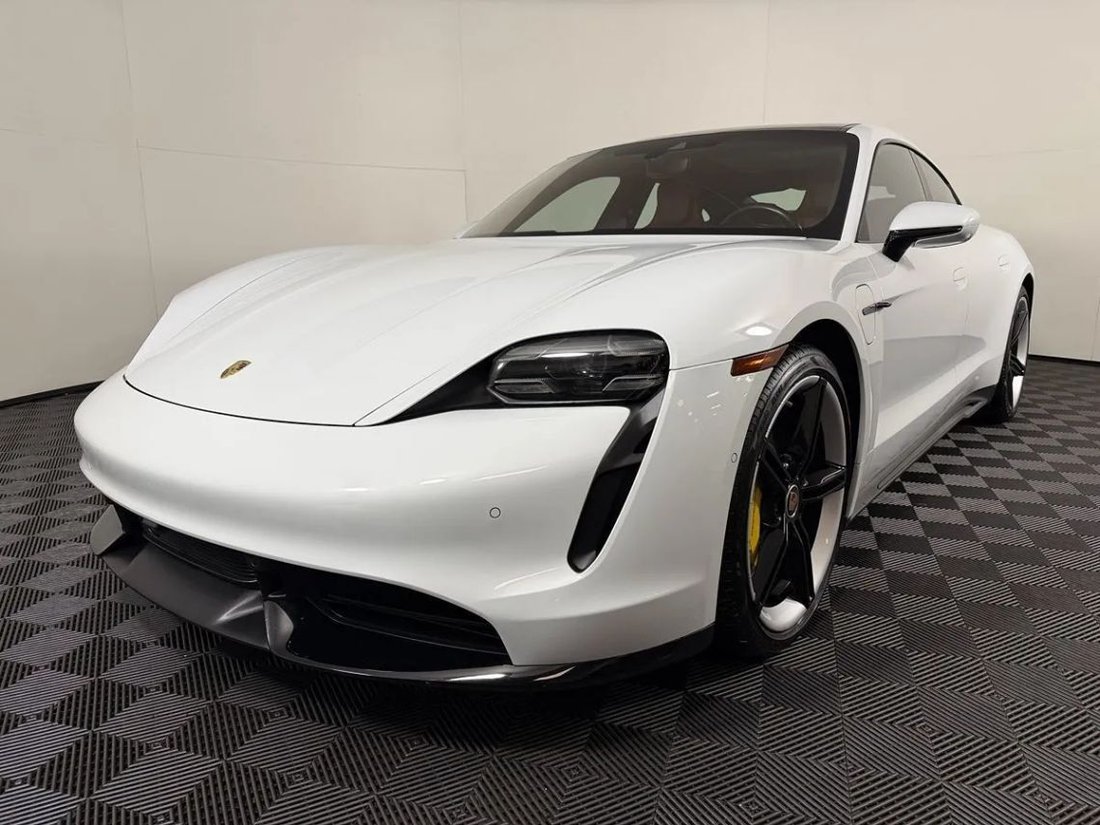 Sedan in Lynnwood, WA, United States 3 - 18978122