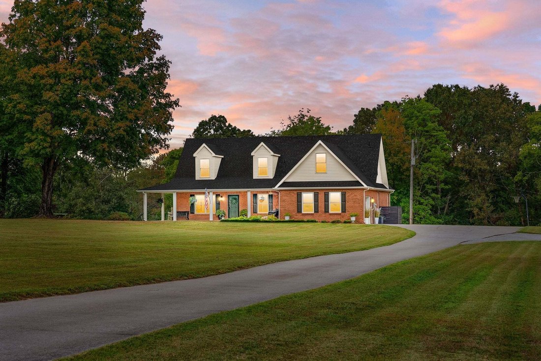 House in Clarksville, Tennessee, United States 1 - 18980354