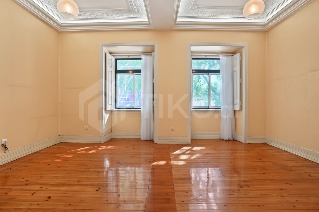 Apartment in Arroios, Lisbon, Portugal 5 - 18971238