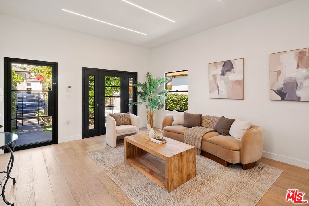 House in Los Angeles, California, United States 3 - 18969856
