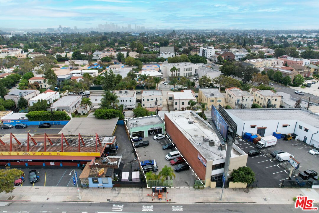 Land in Los Angeles, California, United States 2 - 18969902