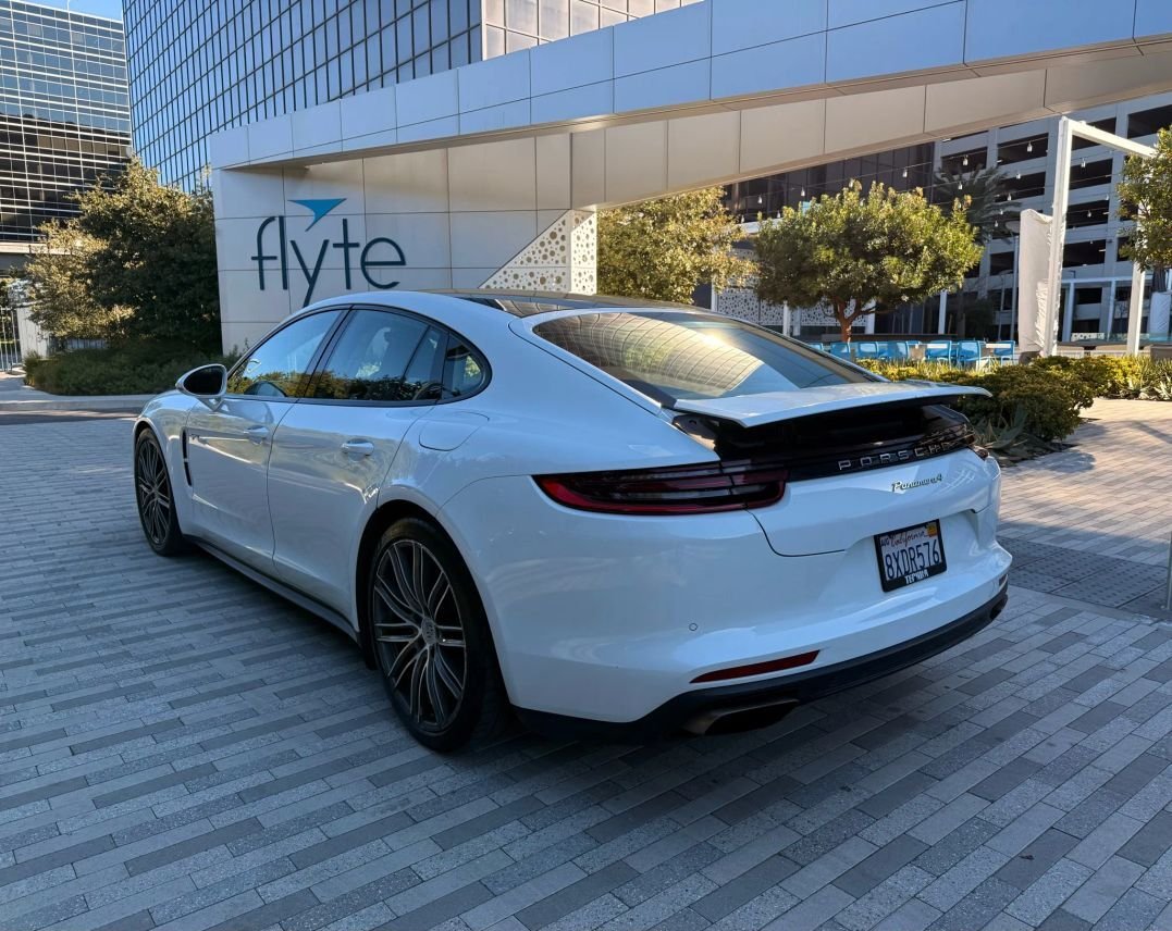 Sedan in Inglewood, CA, United States 2 - 15132494