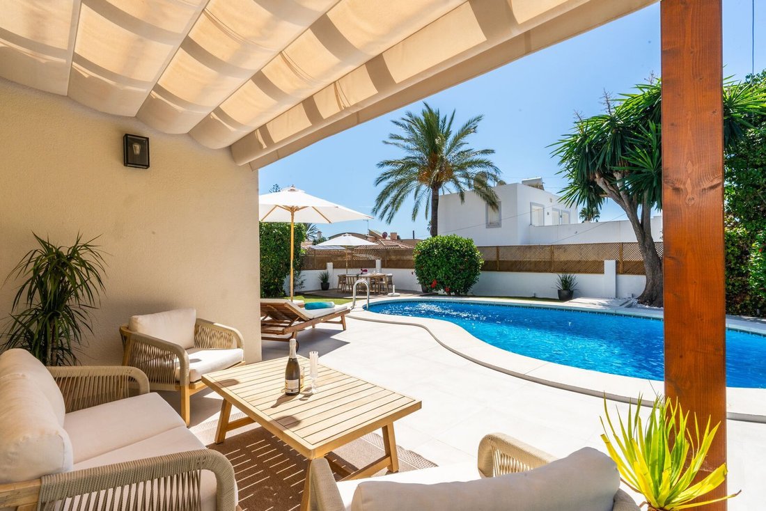 Villa in Elviria-Cabopino, Marbella, Spain 2 - 18981430