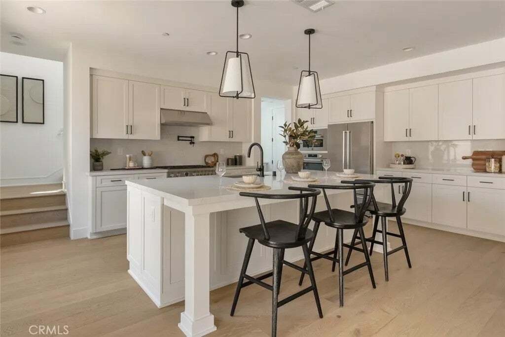 House in Altadena, California, United States 3 - 18142216