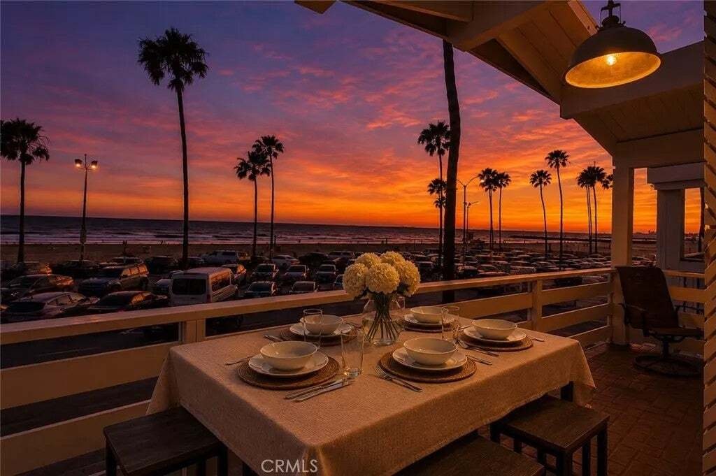 Newport Beach, California, United States 1 - 17917404