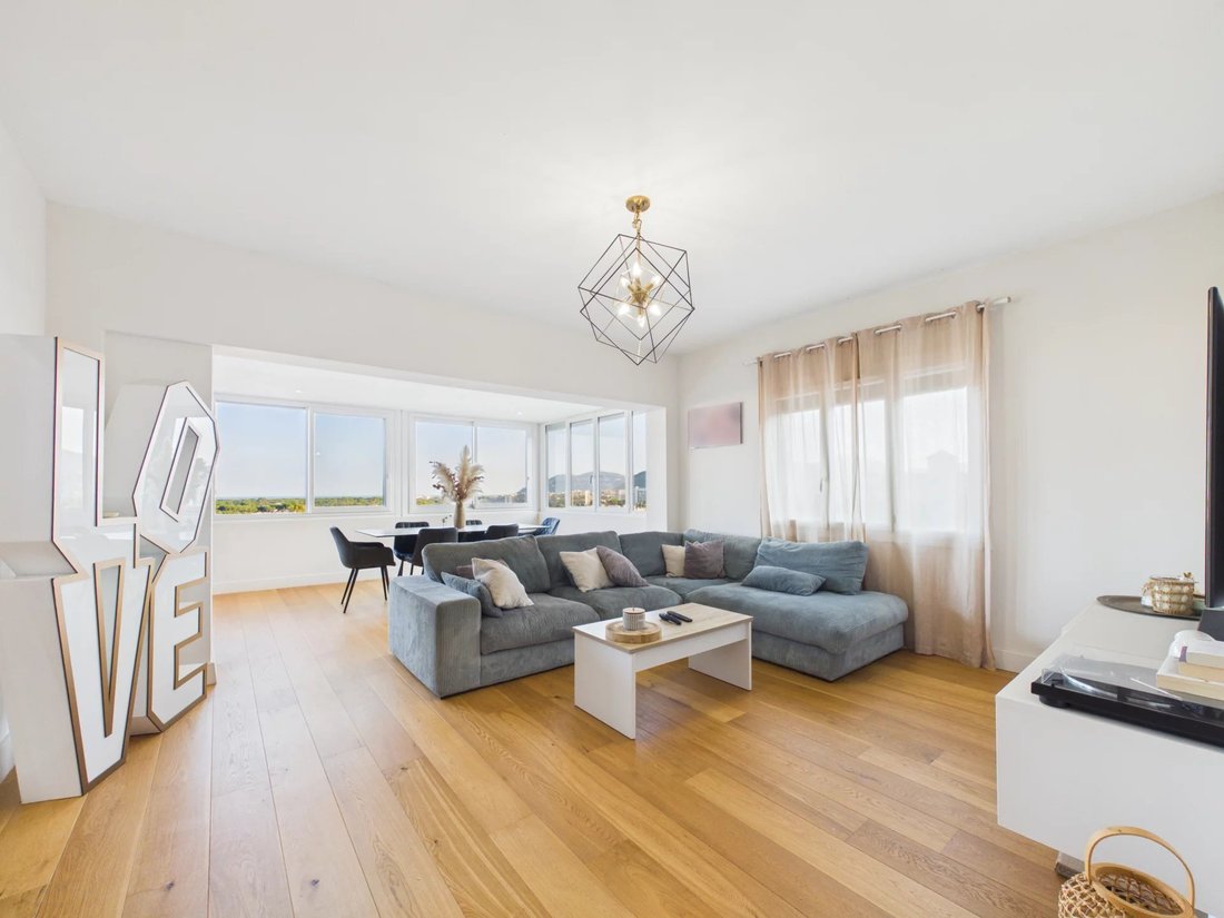Apartment in Le Centre Ville, Mandelieu-la-Napoule, France 1 - 18965053