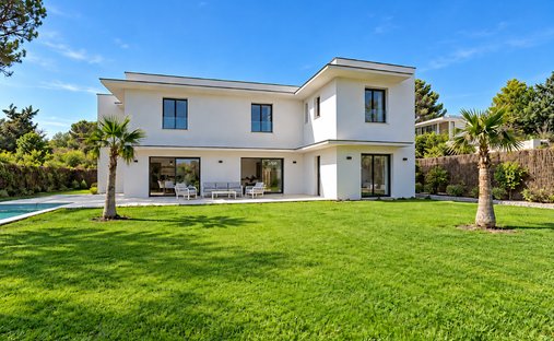 House in Ventabren, Provence-Alpes-Côte d'Azur, France 1