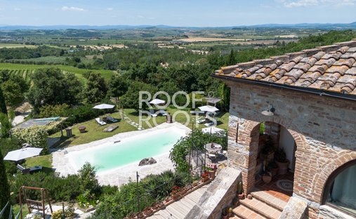 Villa in Rapolano Terme, Tuscany, Italy 1