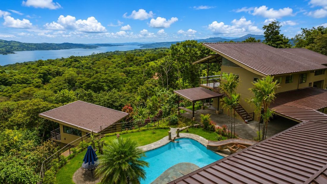Estate in Las Flores, Arenal, Tilarán, Guanacaste Province, Costa Rica 1 - 18981985