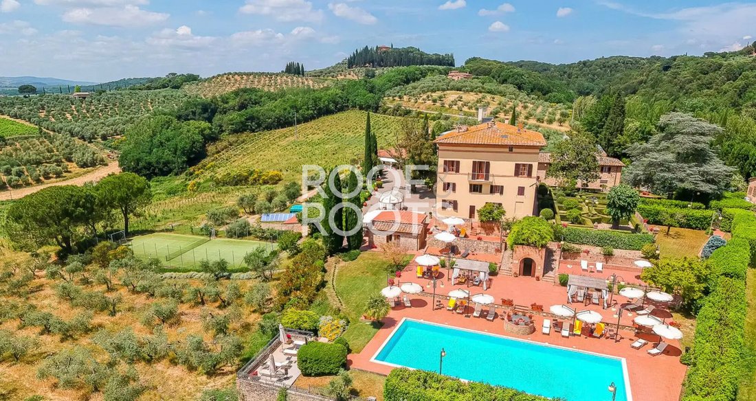 Villa in Castelnuovo Berardenga, Tuscany, Italy 1 - 18980137