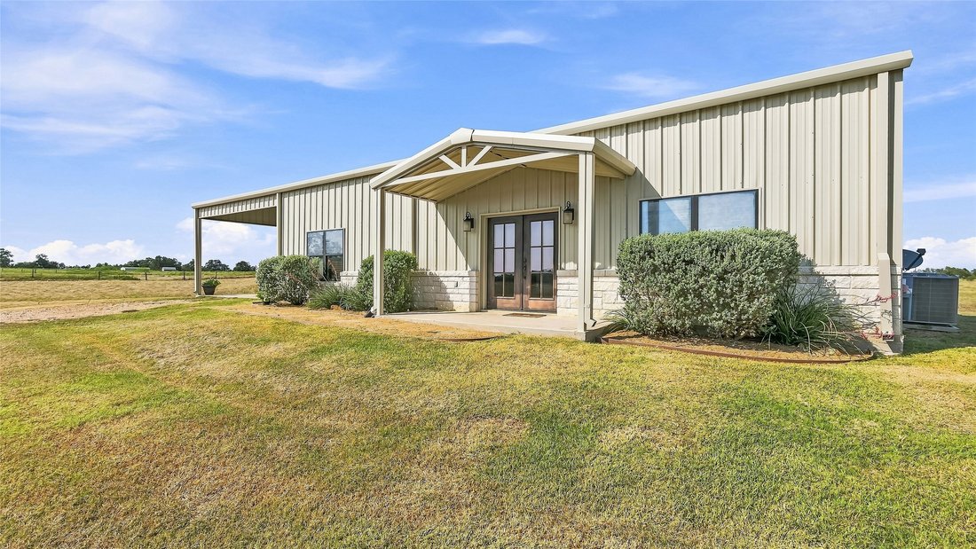 Farm Ranch in Ledbetter, Texas, United States 1 - 18982117