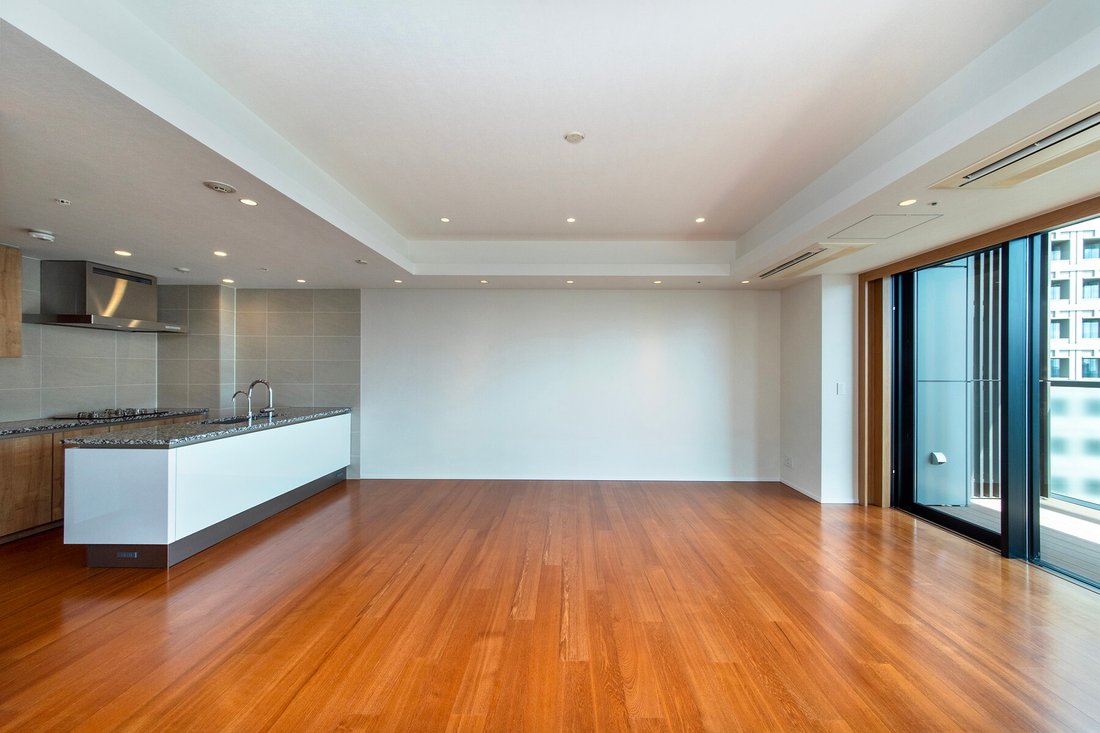 Condo in Chiyoda City, Tokyo, Japan 2 - 18982289