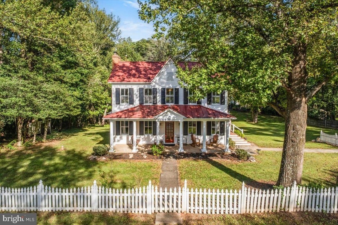 House in Fairfax Station, Virginia, United States 2 - 18978822
