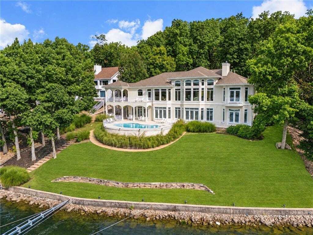 House in Lake Ozark, Missouri, United States 4 - 18982194