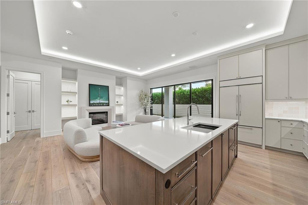 Condo in Naples, Florida, United States 3 - 18982272
