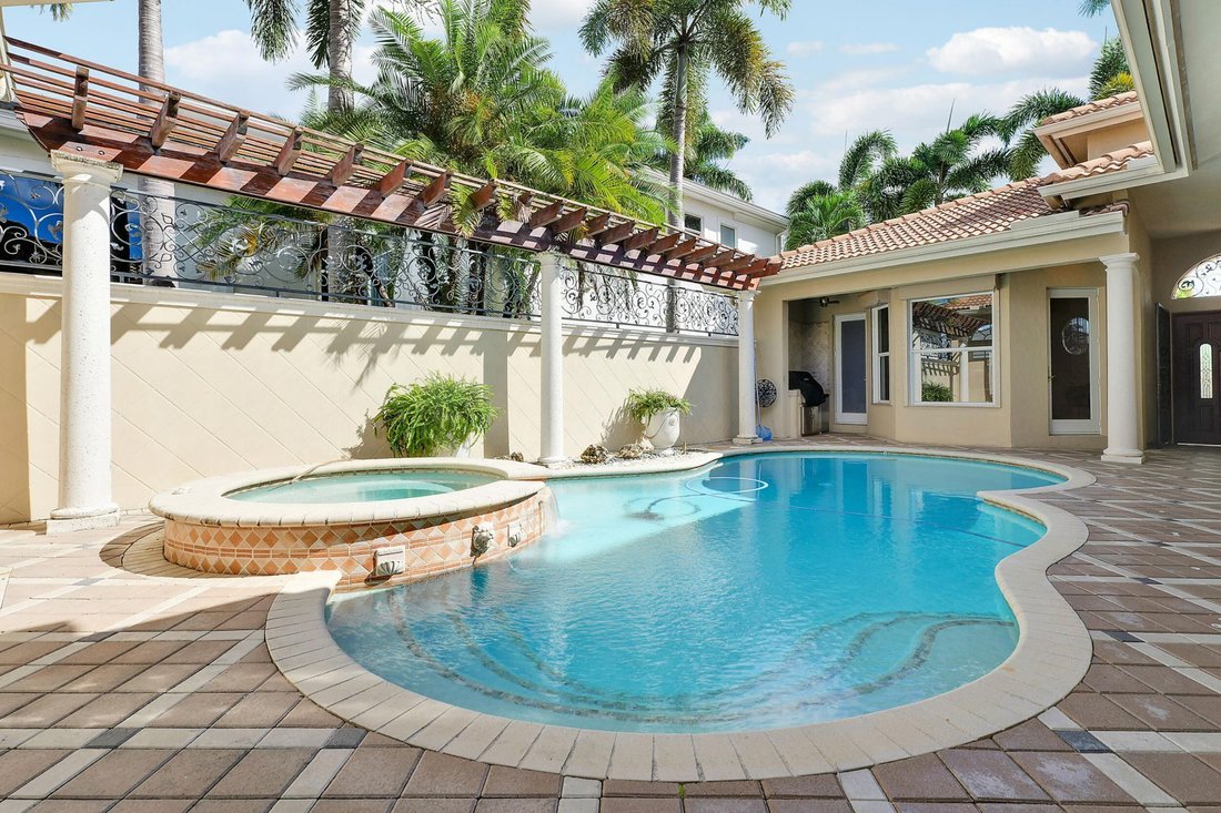 House in Palm Beach Gardens, Florida, United States 4 - 18982195