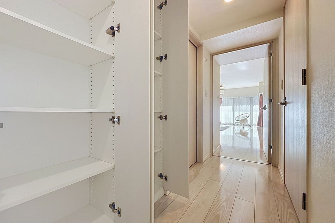 Condo in Chuo City, Tokyo, Japan 4 - 18982125