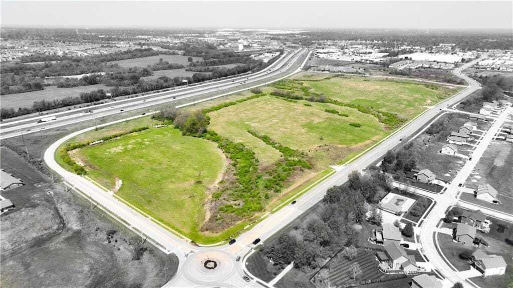 Land in Raymore, Missouri, United States 2 - 18982193