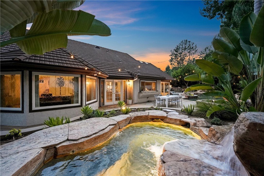 House in Santa Ana, California, United States 1 - 17998737
