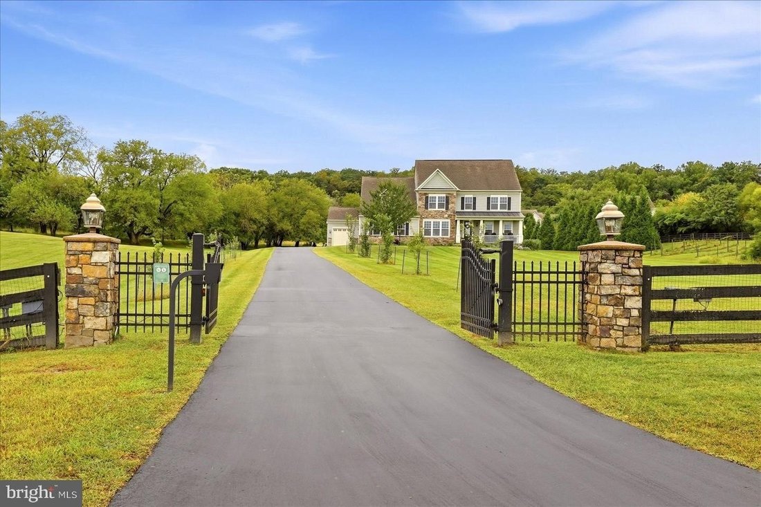 House in Leesburg, Virginia, United States 2 - 18982258