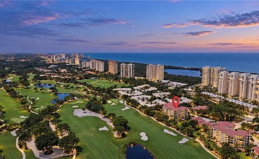 Condo in Naples, Florida, United States 1