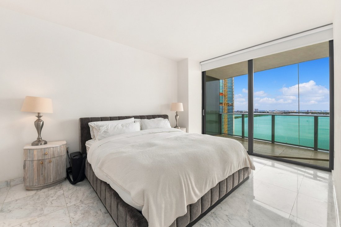 Condo in Miami, Florida, United States 2 - 18982199