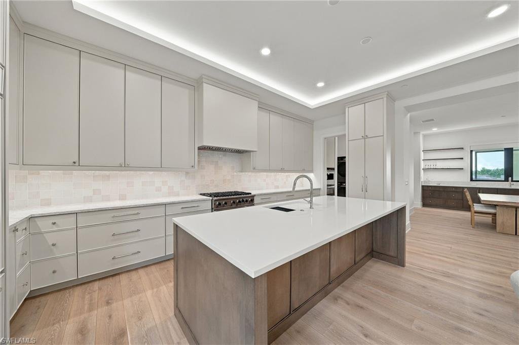 Condo in Naples, Florida, United States 2 - 18982272
