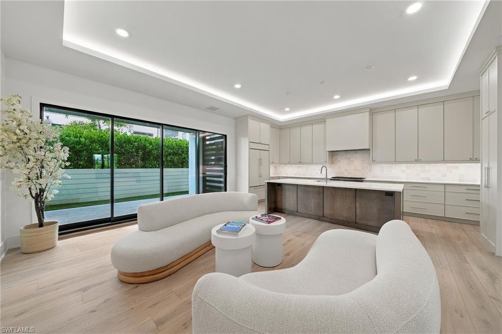 Condo in Naples, Florida, United States 1 - 18982272