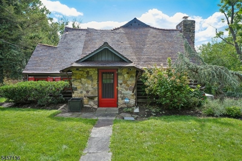 House in Morristown, New Jersey, United States 5 - 18982176